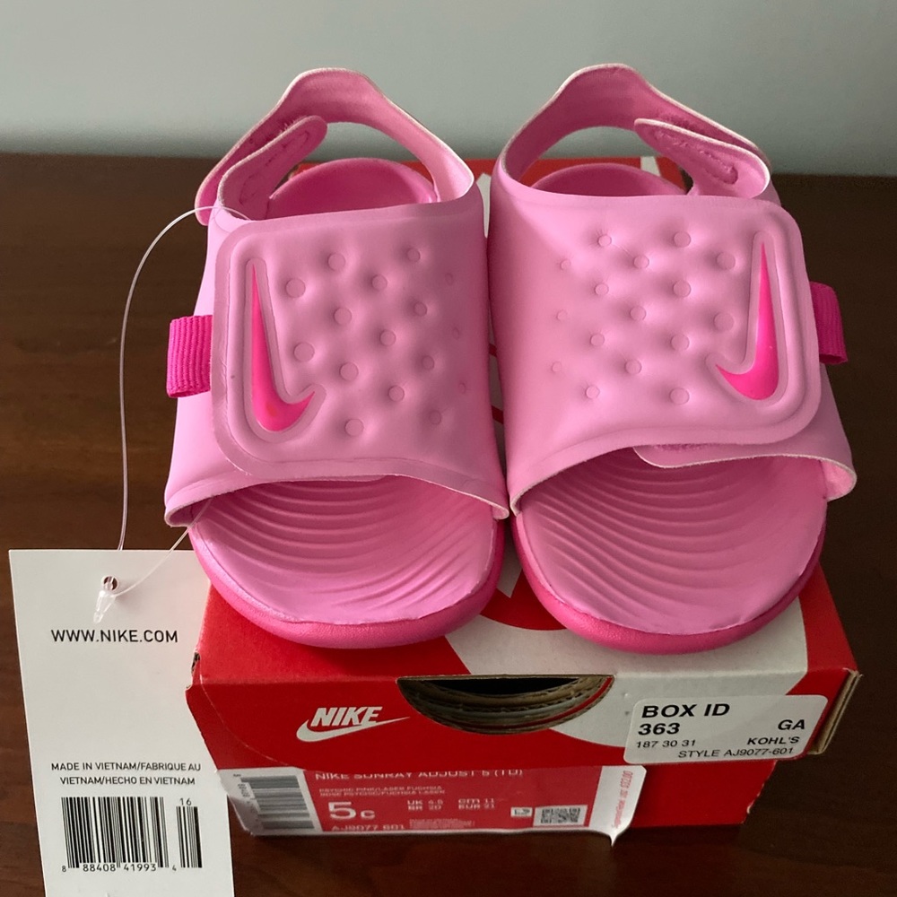 Nike Sunray Adjust 5 Sandals